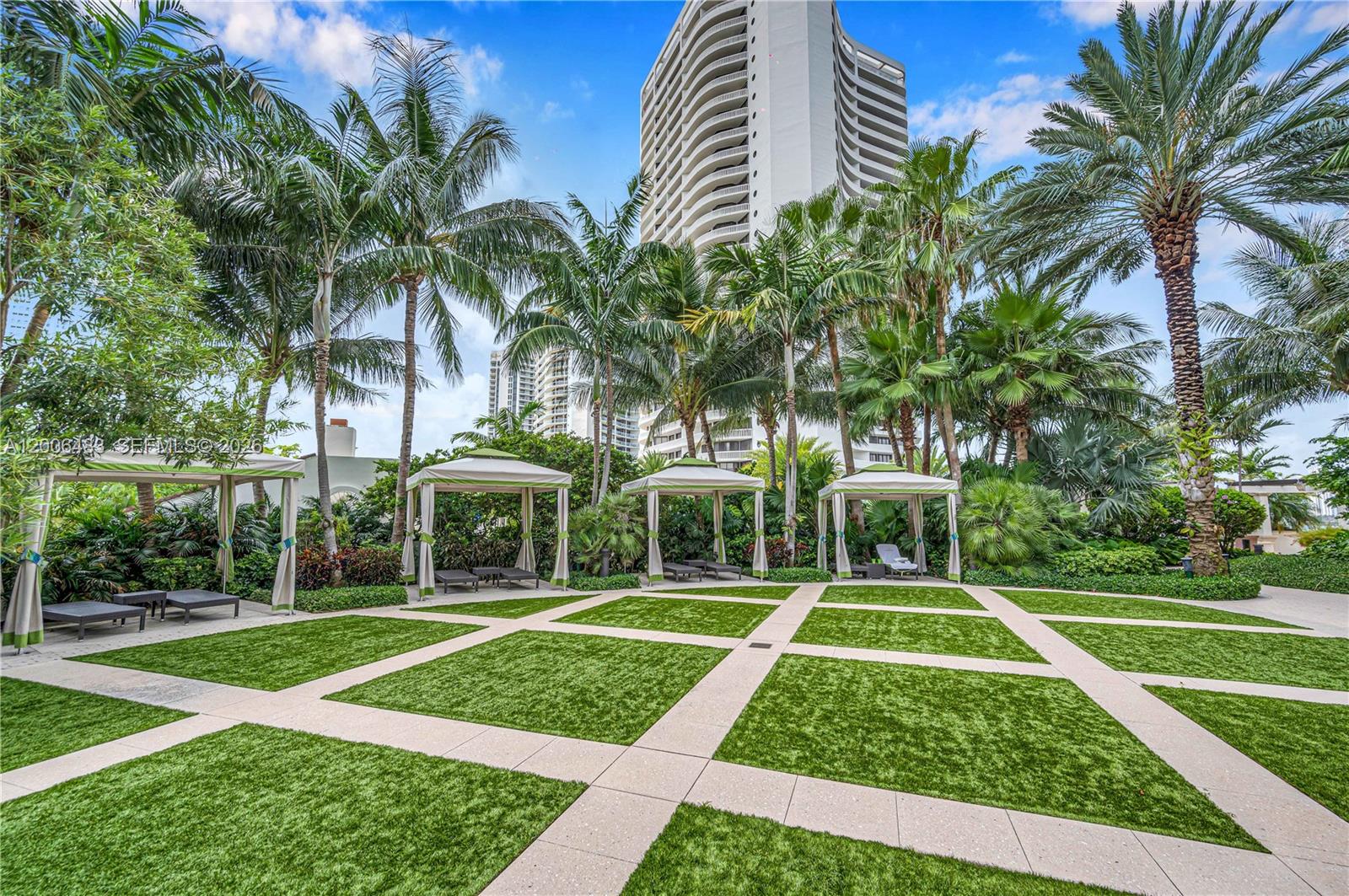 2800 Island Blvd #603 Aventura, FL 33160