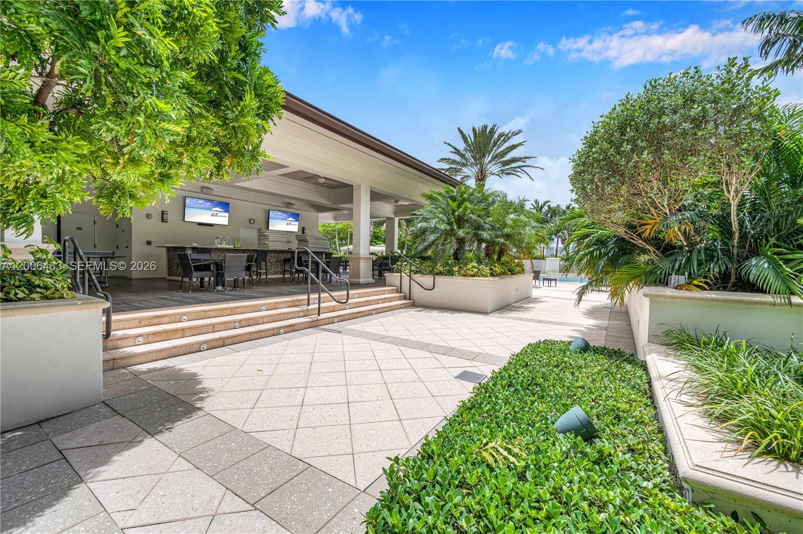 2800 Island Blvd #603 Aventura, FL 33160