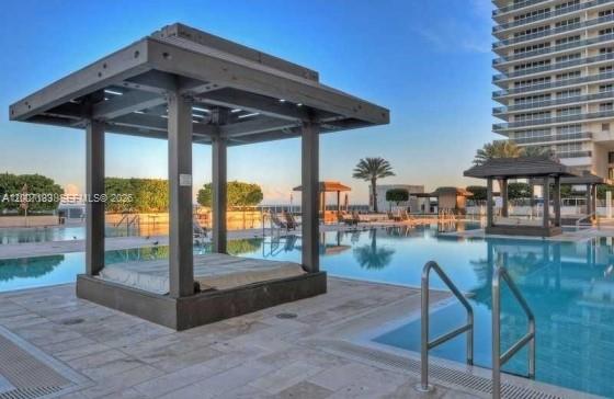 image Beach Club 22