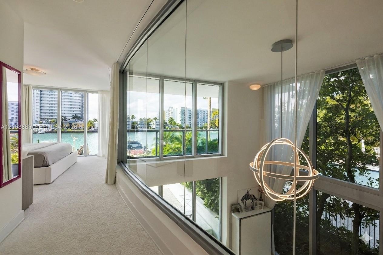 image Eloquence on the Bay19