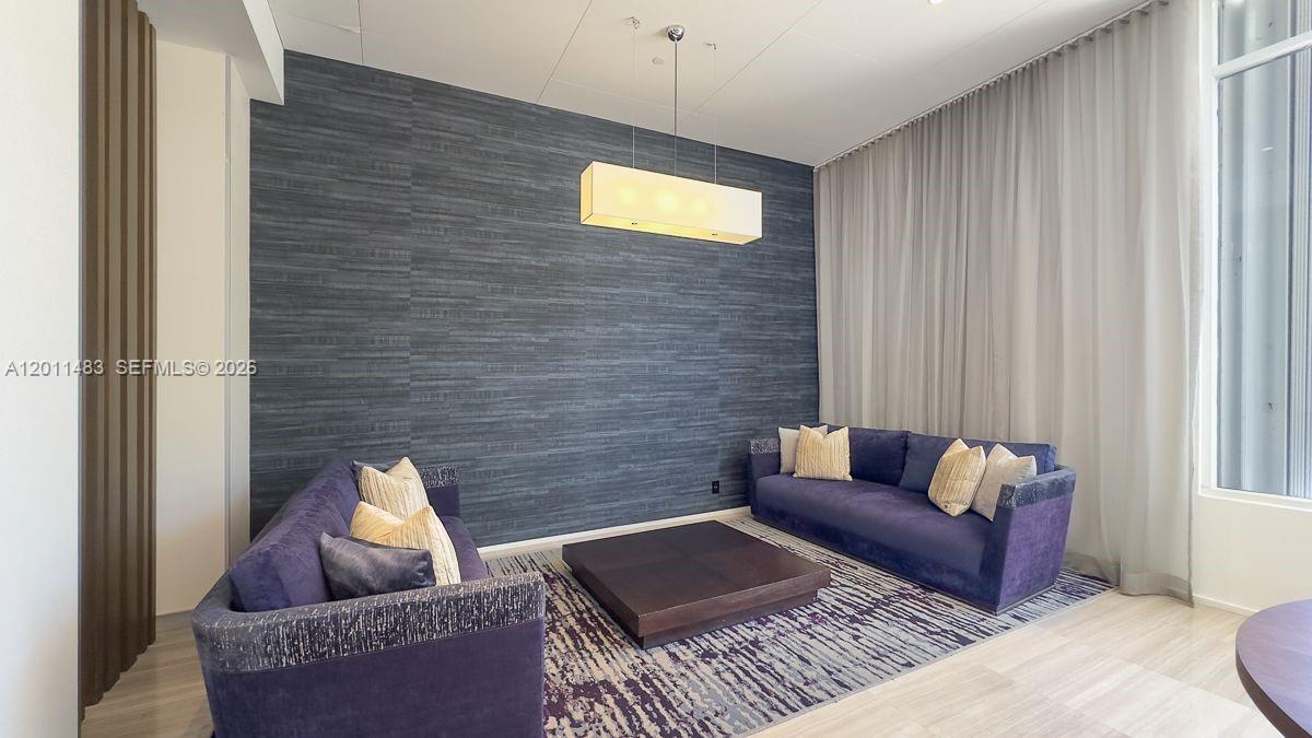 image Arlen House East24