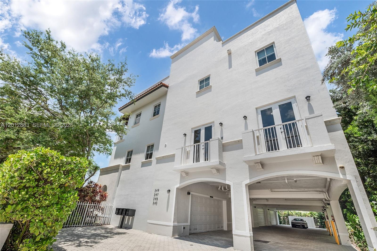 349 Madeira Ave #349 Coral Gables, FL 33134
