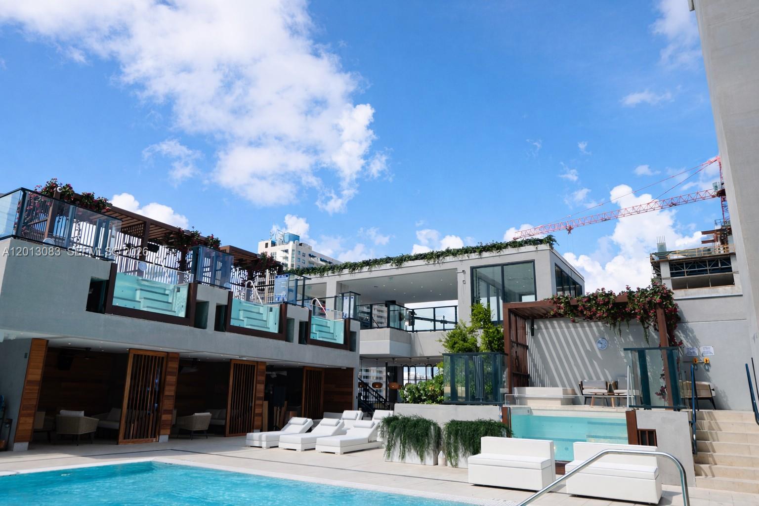 20 NE 11st St #3403B Miami, FL 33132