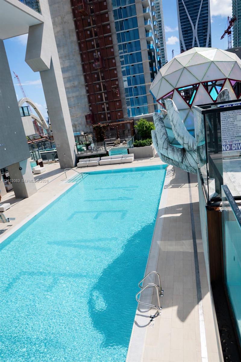 20 NE 11st St #3403B Miami, FL 33132