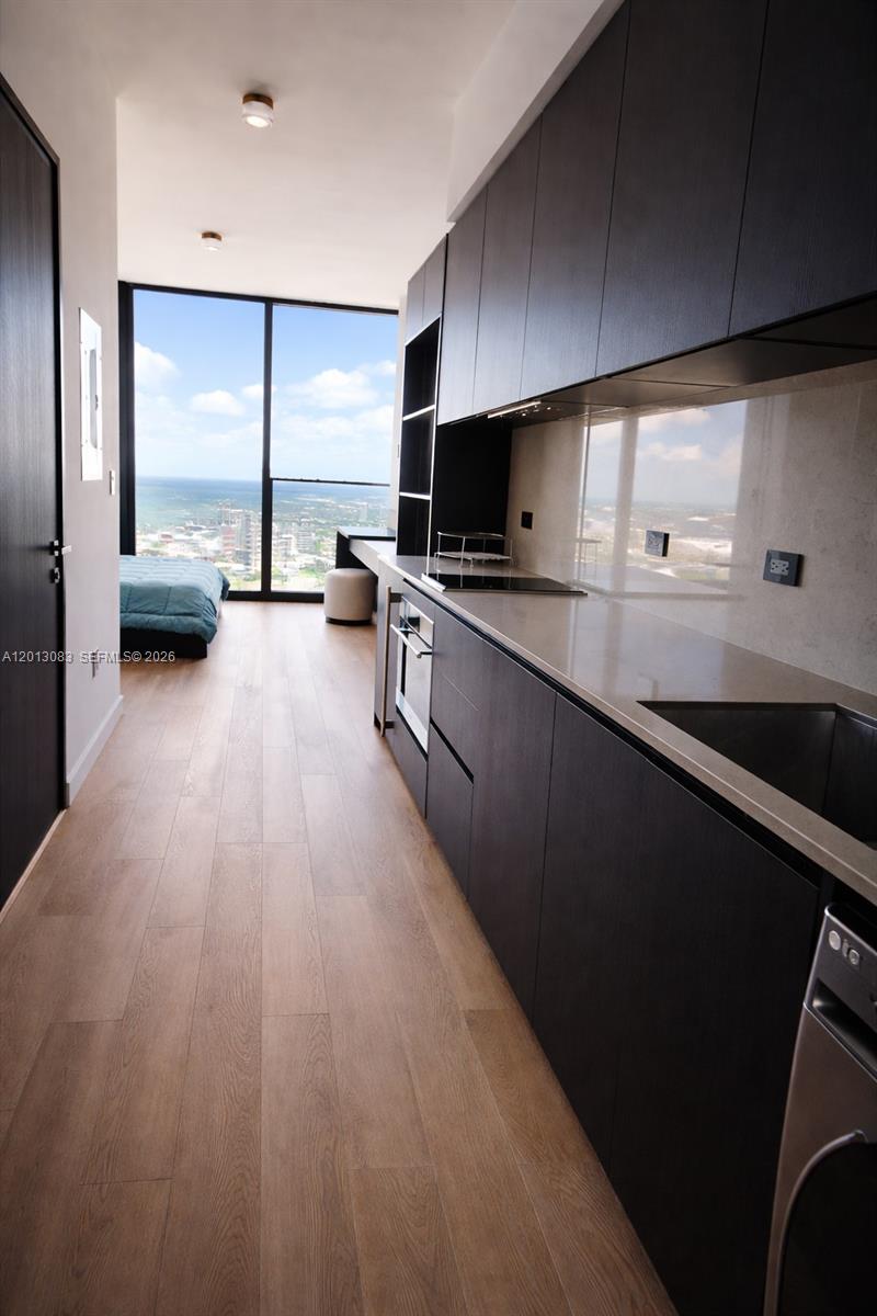 20 NE 11st St #3403B Miami, FL 33132