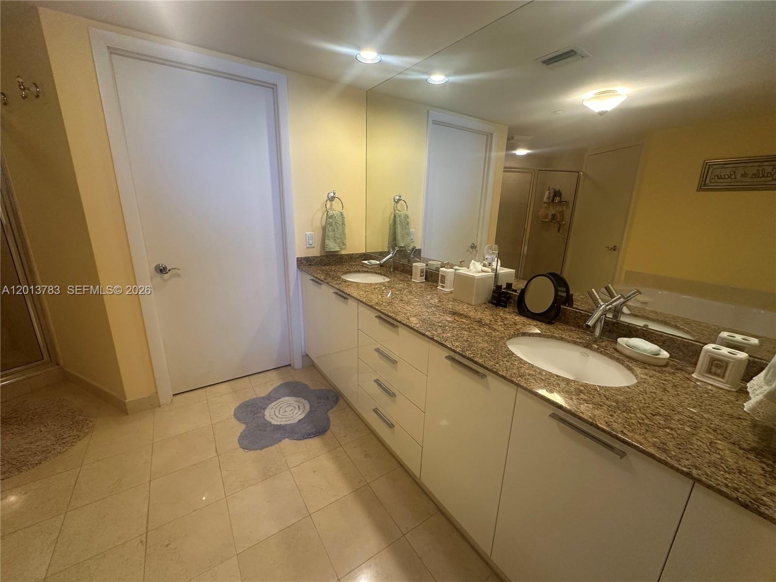 18911 Collins Ave #1602 Sunny Isles Beach, FL 33160
