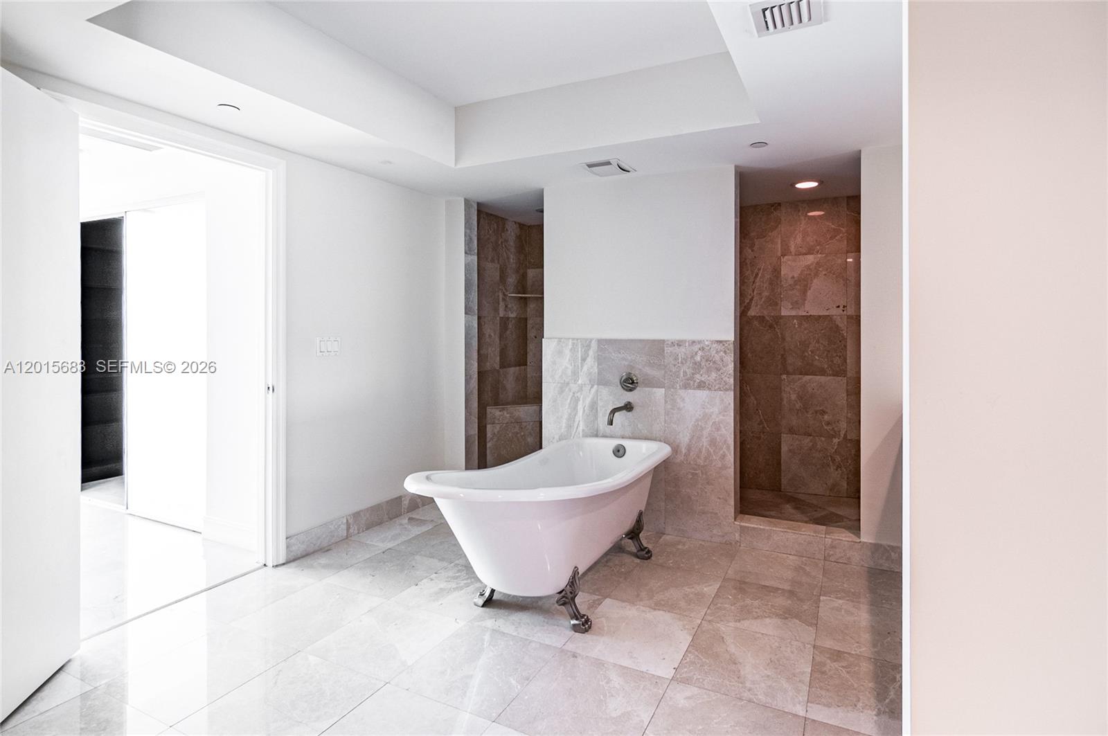 Undisclosed Address Aventura, FL 33160