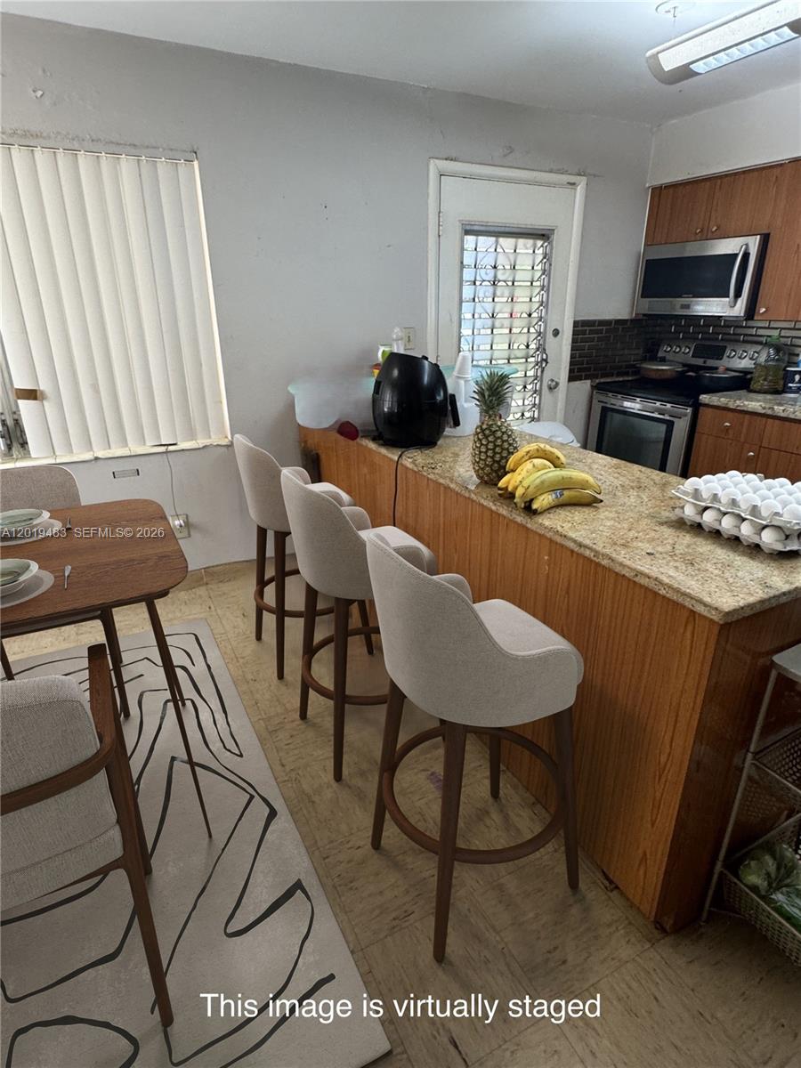 224 NE 47th St