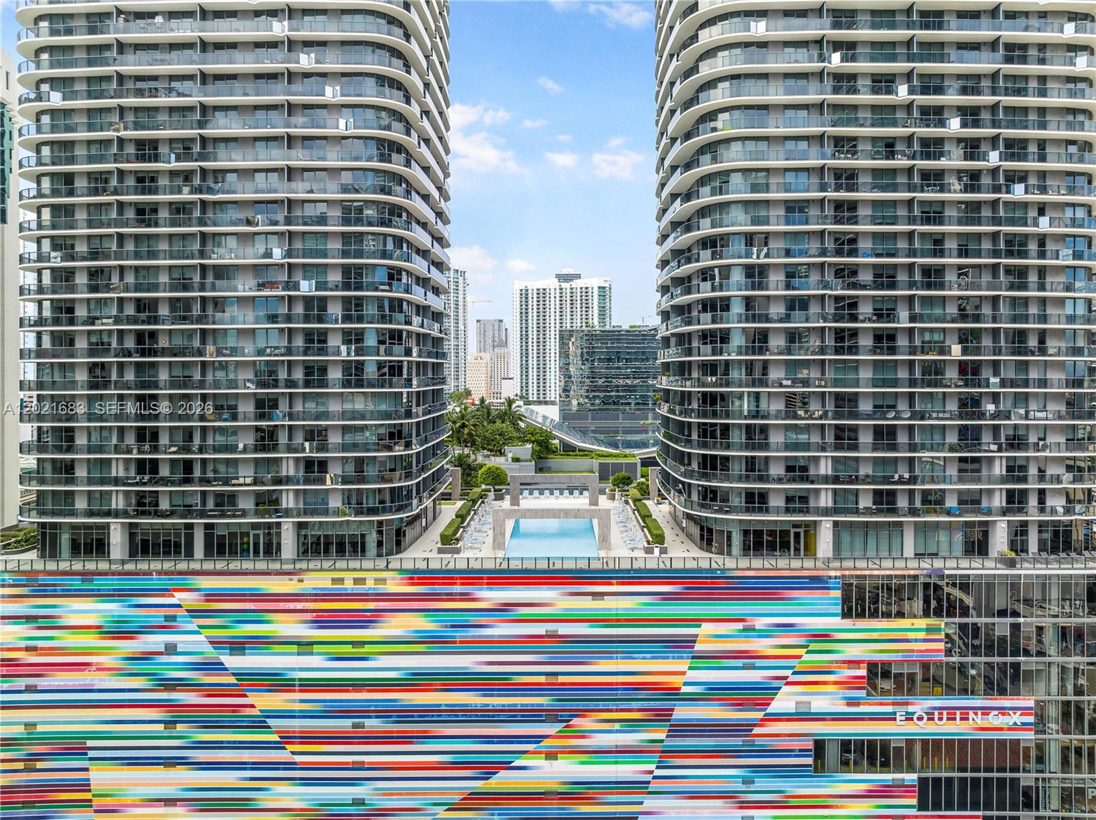 55 SW 9th St #4001 Miami, FL 33130