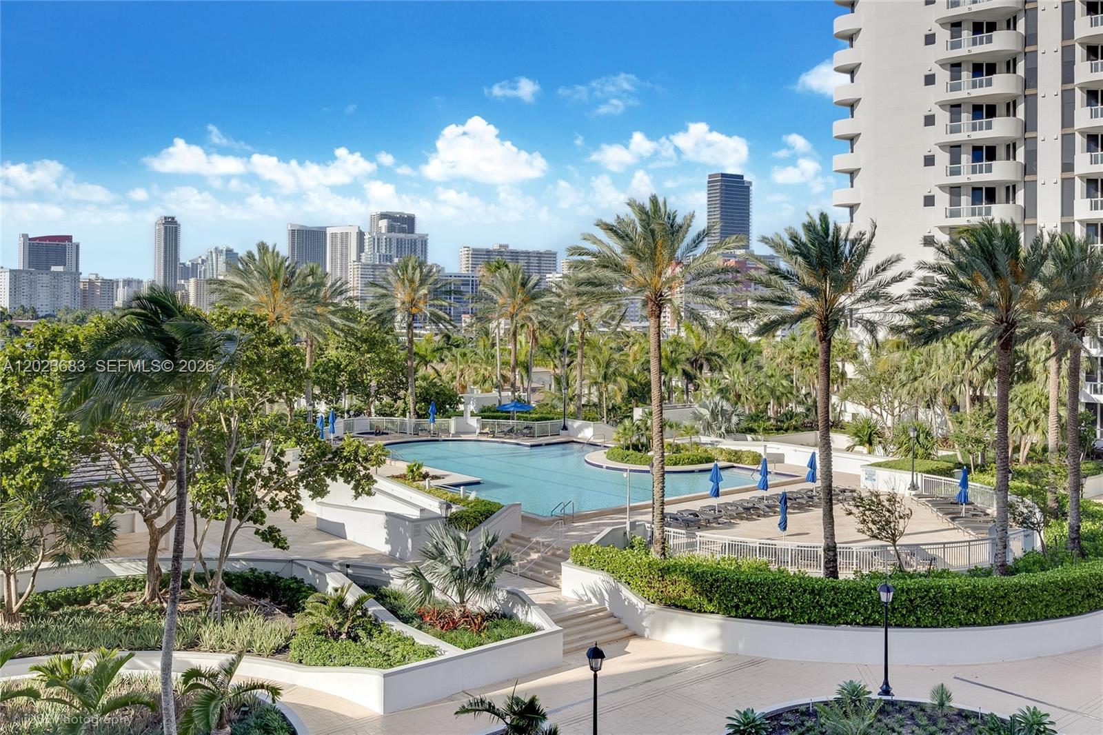 21205 Yacht Clb Dr #701 Aventura, FL 33180