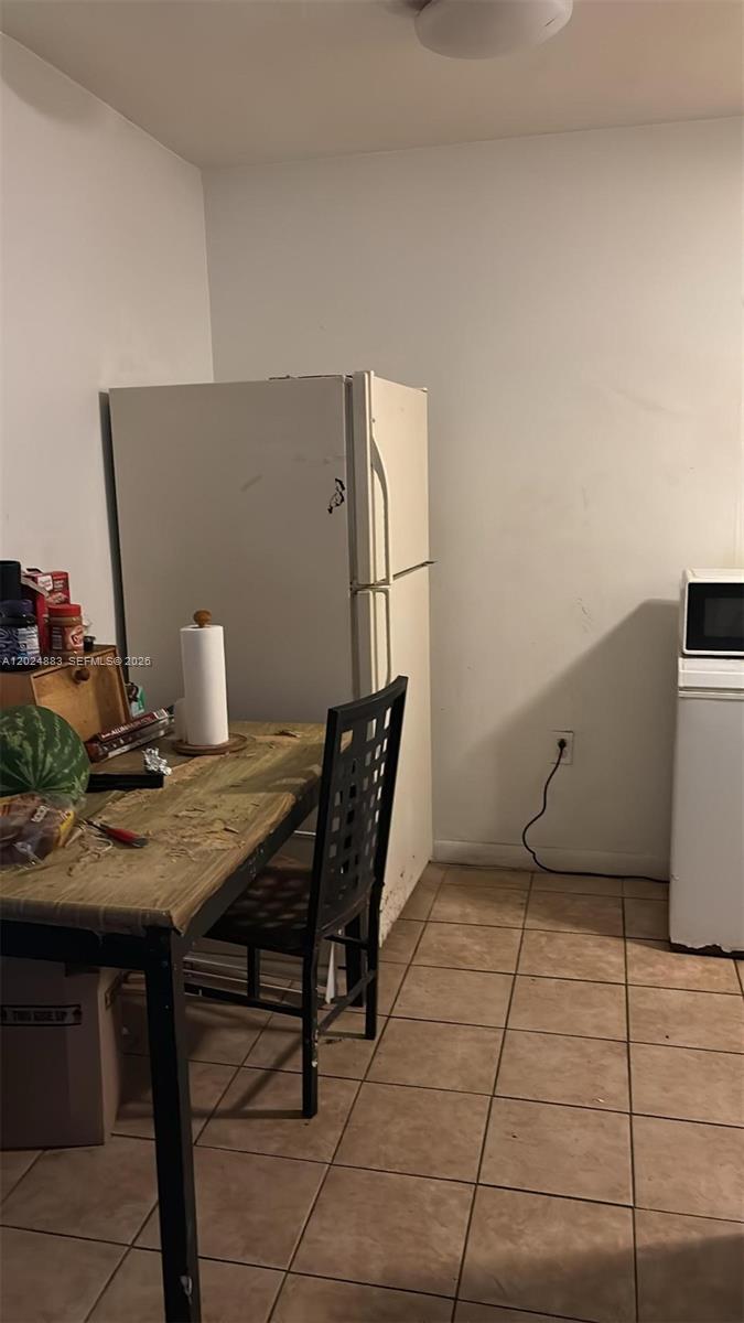3760 Oak Ave Miami, FL 33133