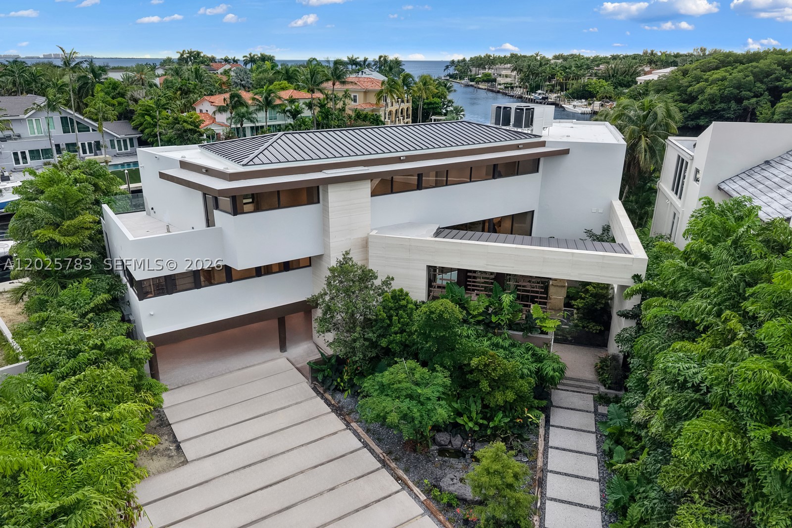 6941 Sunrise Ct Coral Gables, FL 33133