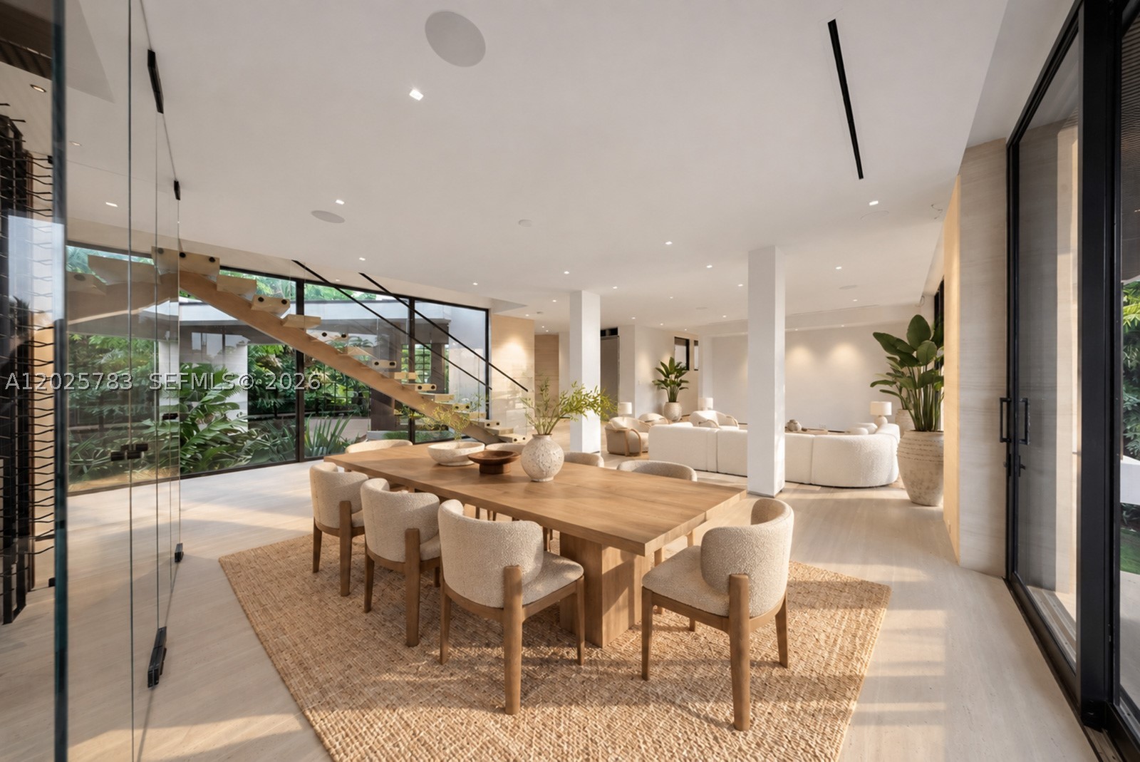 6941 Sunrise Ct Coral Gables, FL 33133