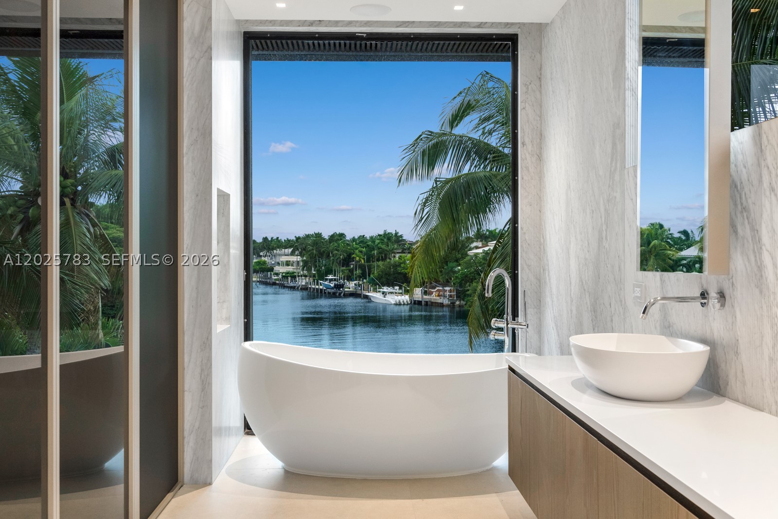 6941 Sunrise Ct Coral Gables, FL 33133