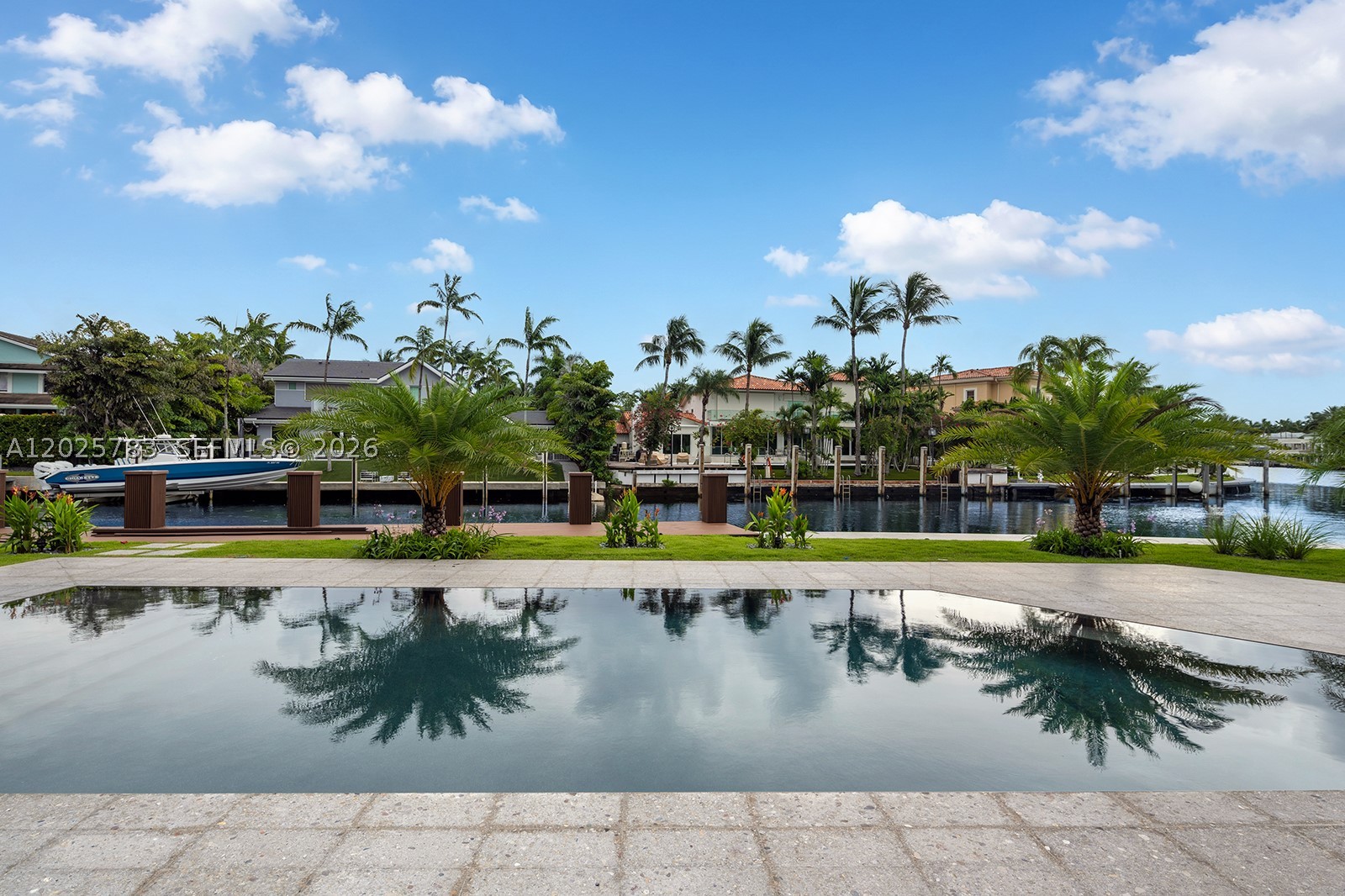 6941 Sunrise Ct Coral Gables, FL 33133