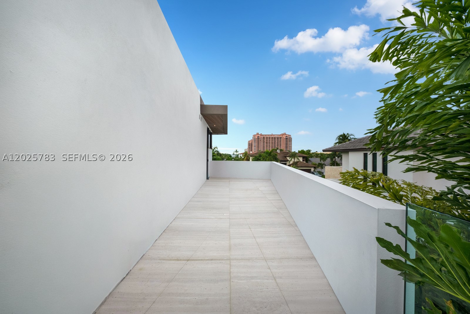 6941 Sunrise Ct Coral Gables, FL 33133