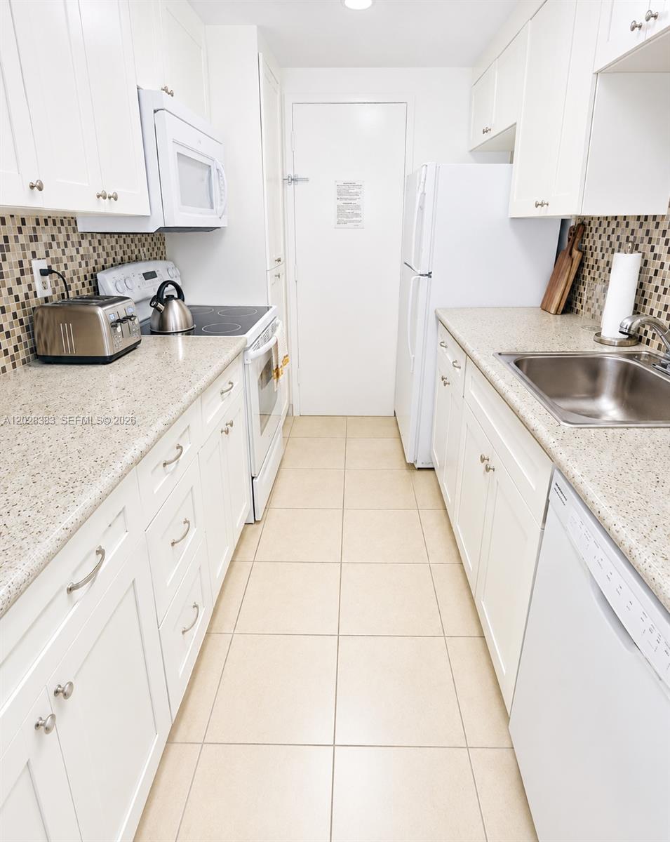 100 Lincoln Rd #602 Miami Beach, FL 33139