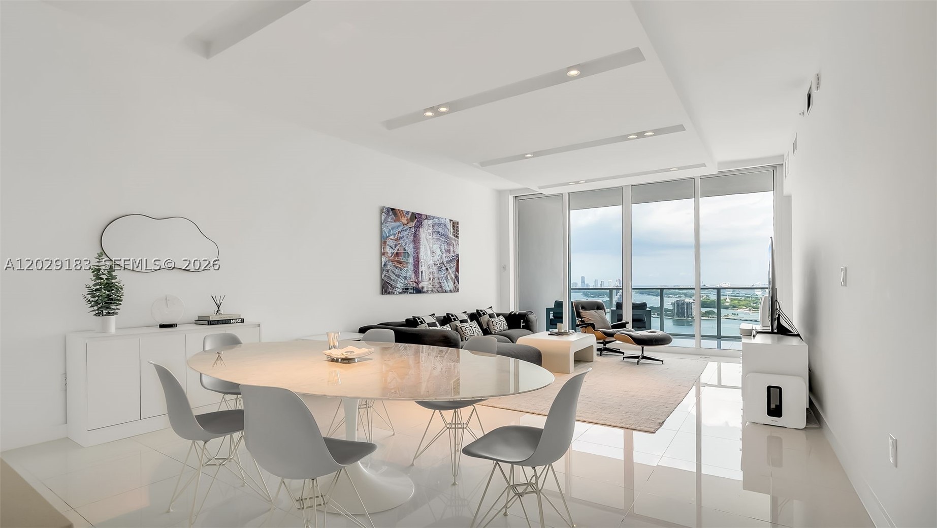image Paramount Bay16