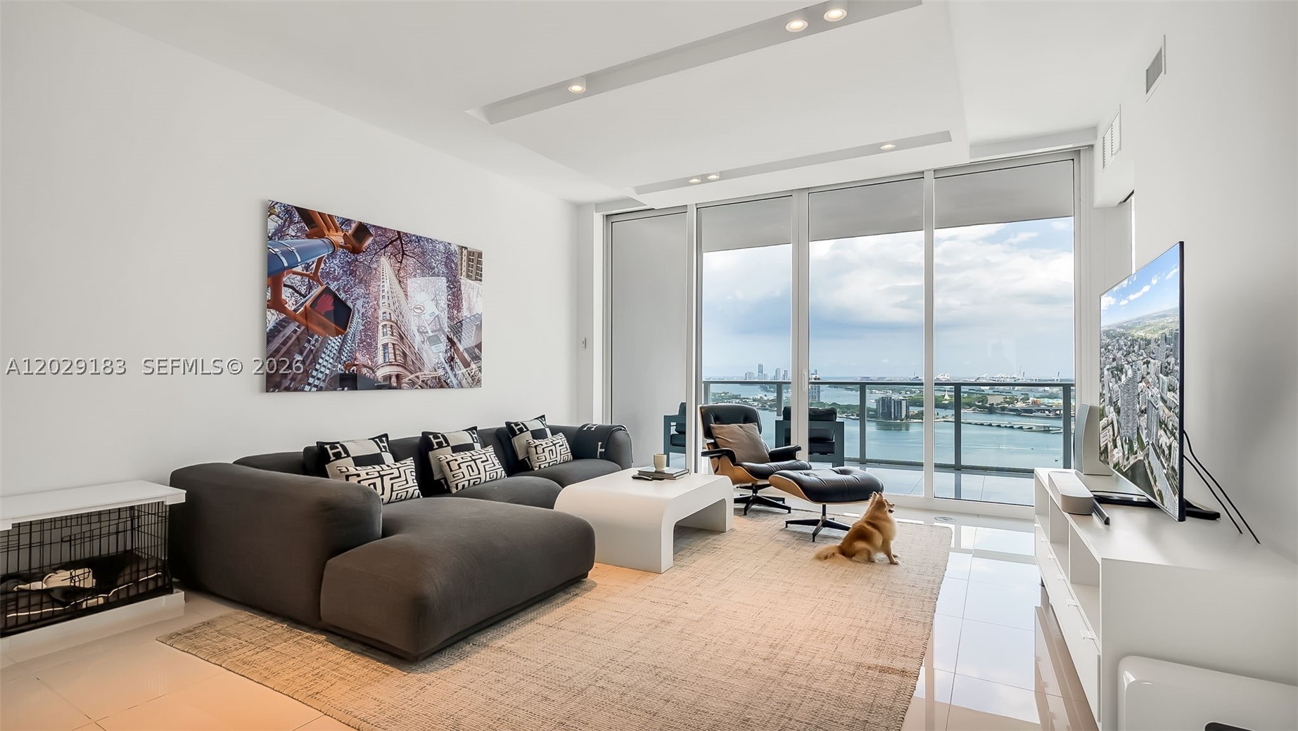 image Paramount Bay17