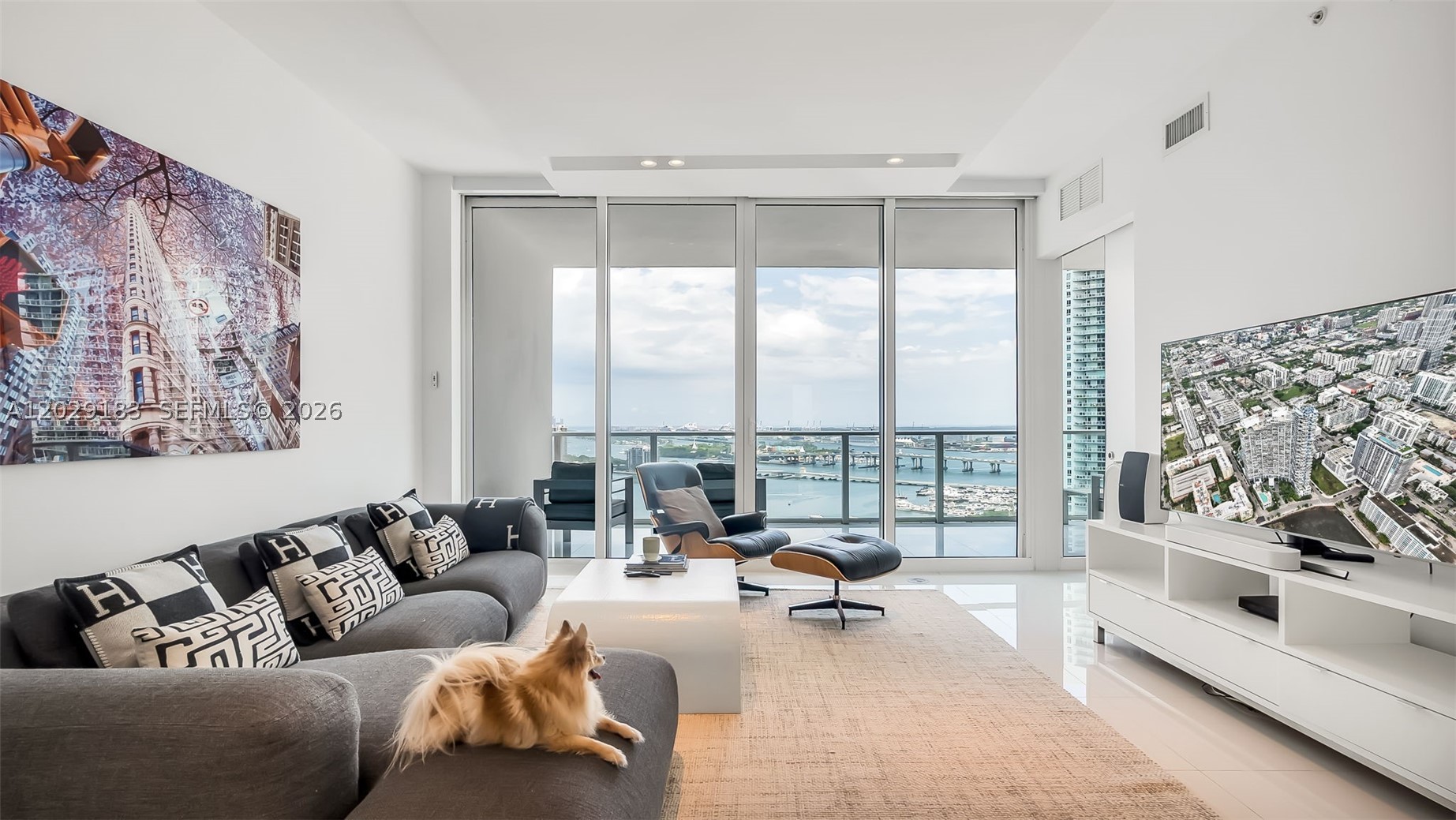 image Paramount Bay18