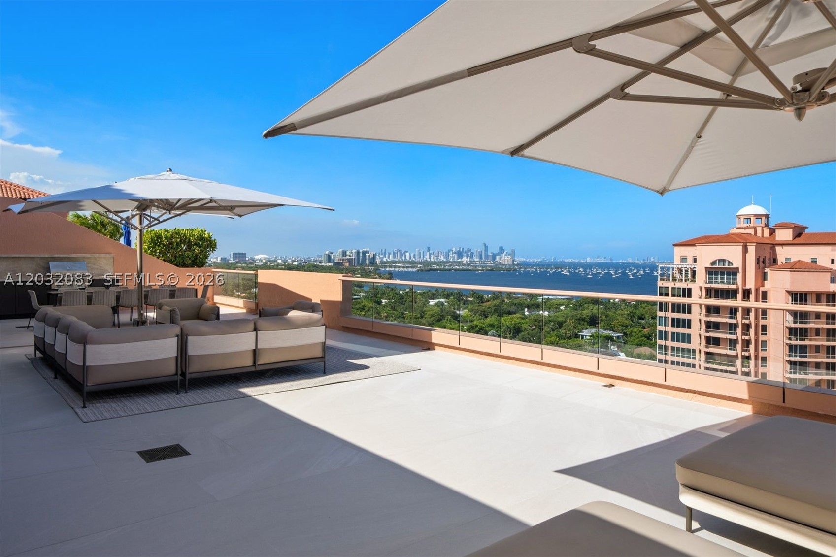 60 Edgewater Dr #TS-D Coral Gables, FL 33133