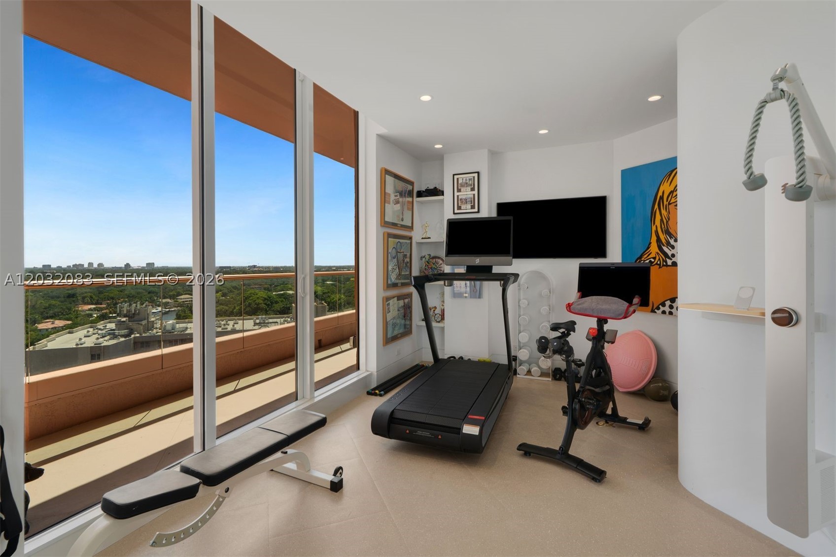 60 Edgewater Dr #TS-D Coral Gables, FL 33133
