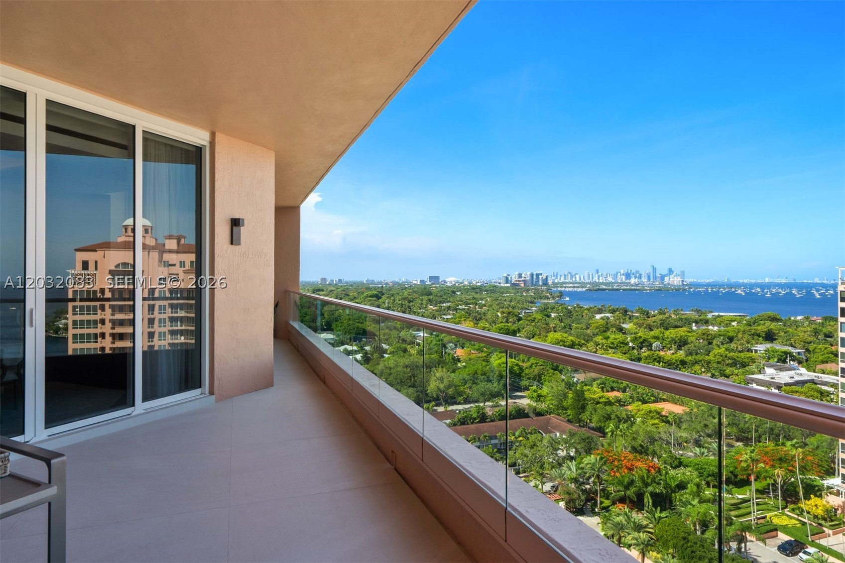 60 Edgewater Dr #TS-D Coral Gables, FL 33133