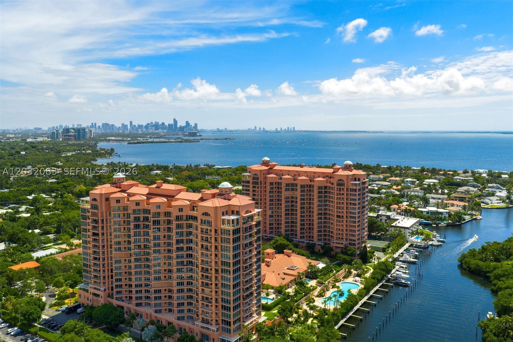 60 Edgewater Dr #TS-D Coral Gables, FL 33133