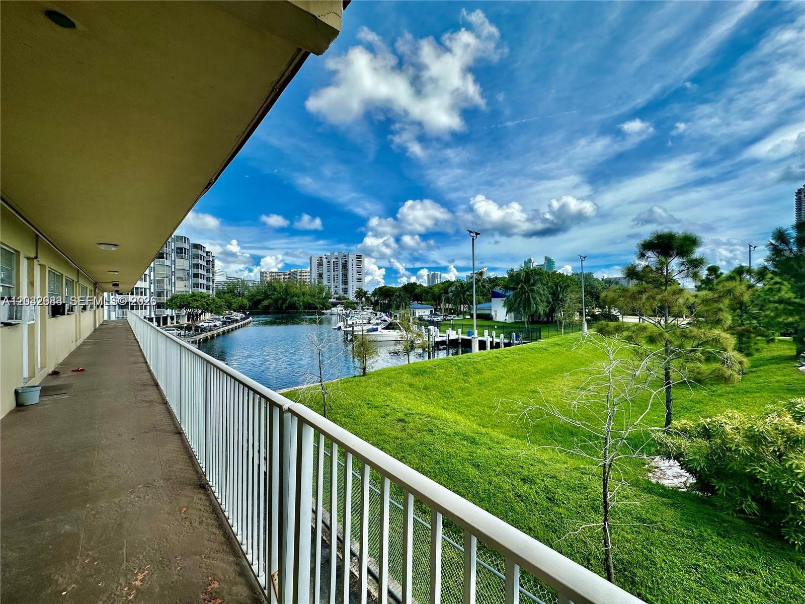 26 Diplomat Pkwy #2263 Hallandale Beach, FL 33009