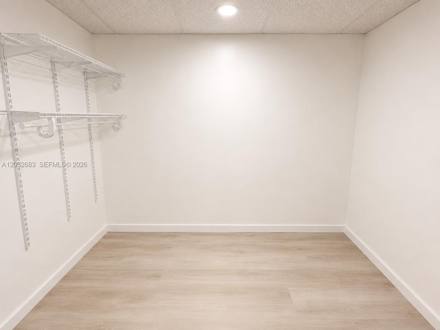 26 Diplomat Pkwy #2263 Hallandale Beach, FL 33009