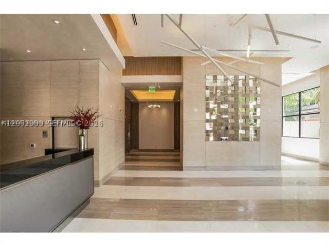 image Nine at Mary Brickell Village20