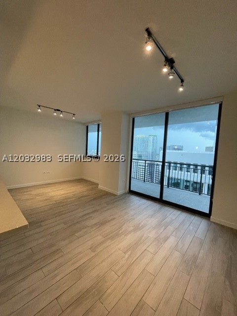 image Nine at Mary Brickell Village4