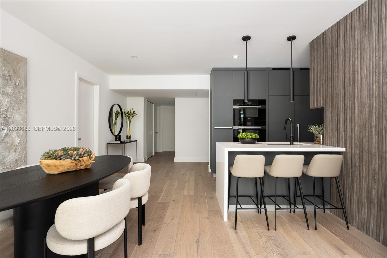 202 Sunrise #202B Key Biscayne, FL 33149