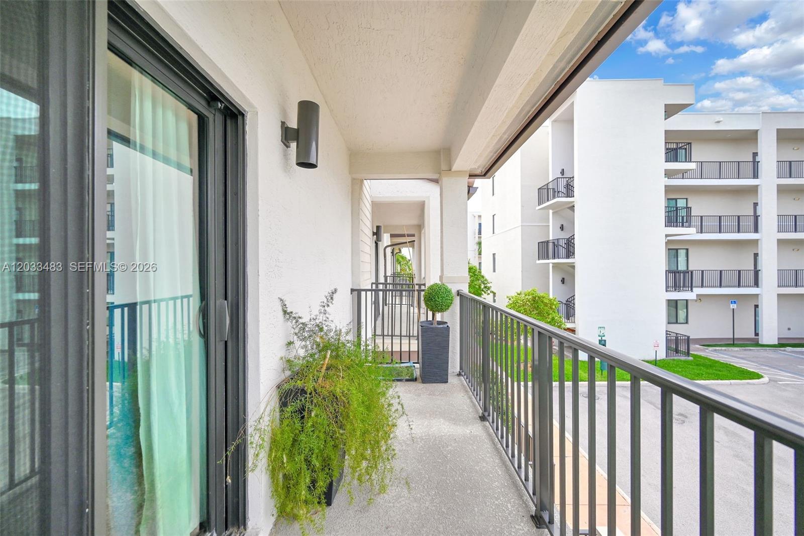 4256 NW 83rd Ave Doral, FL 33166