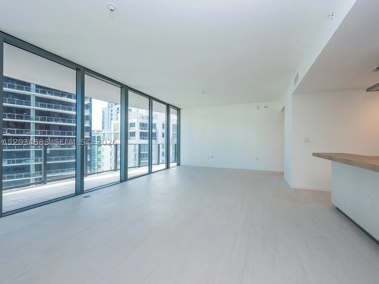 1000 Brickell Plz #3509