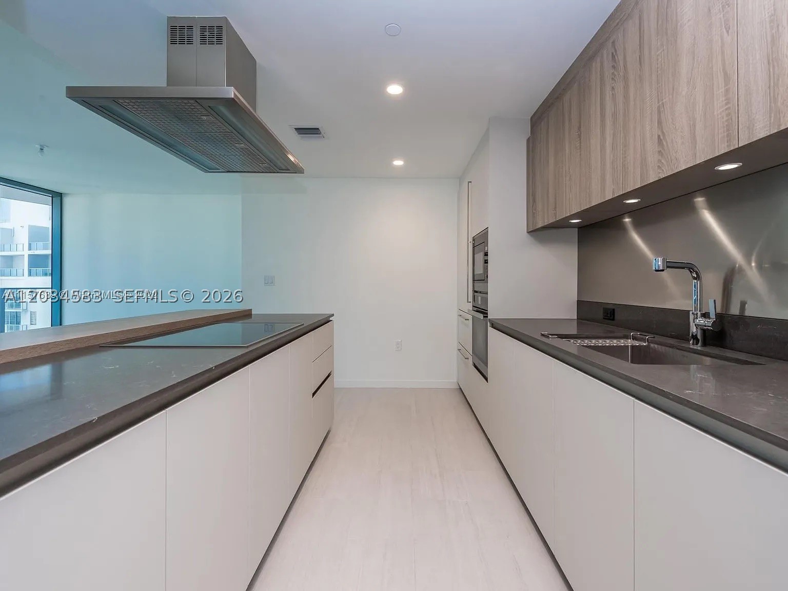 image Brickell Flatiron13