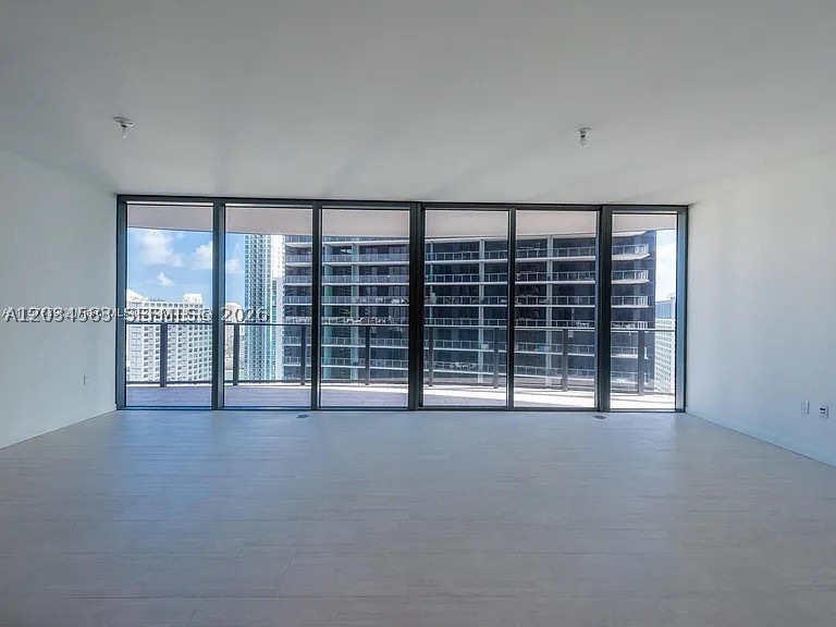 image Brickell Flatiron16