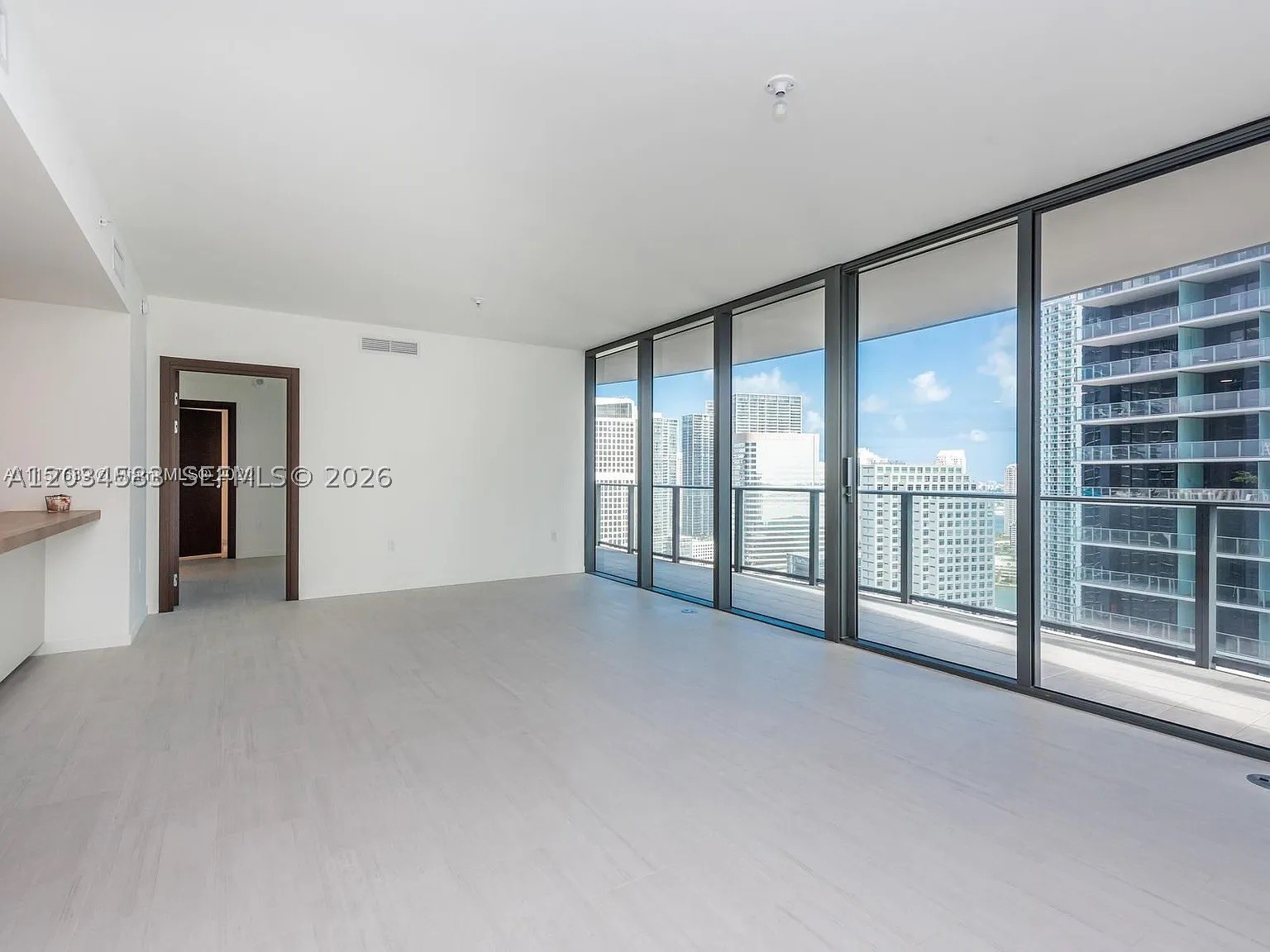 image Brickell Flatiron19