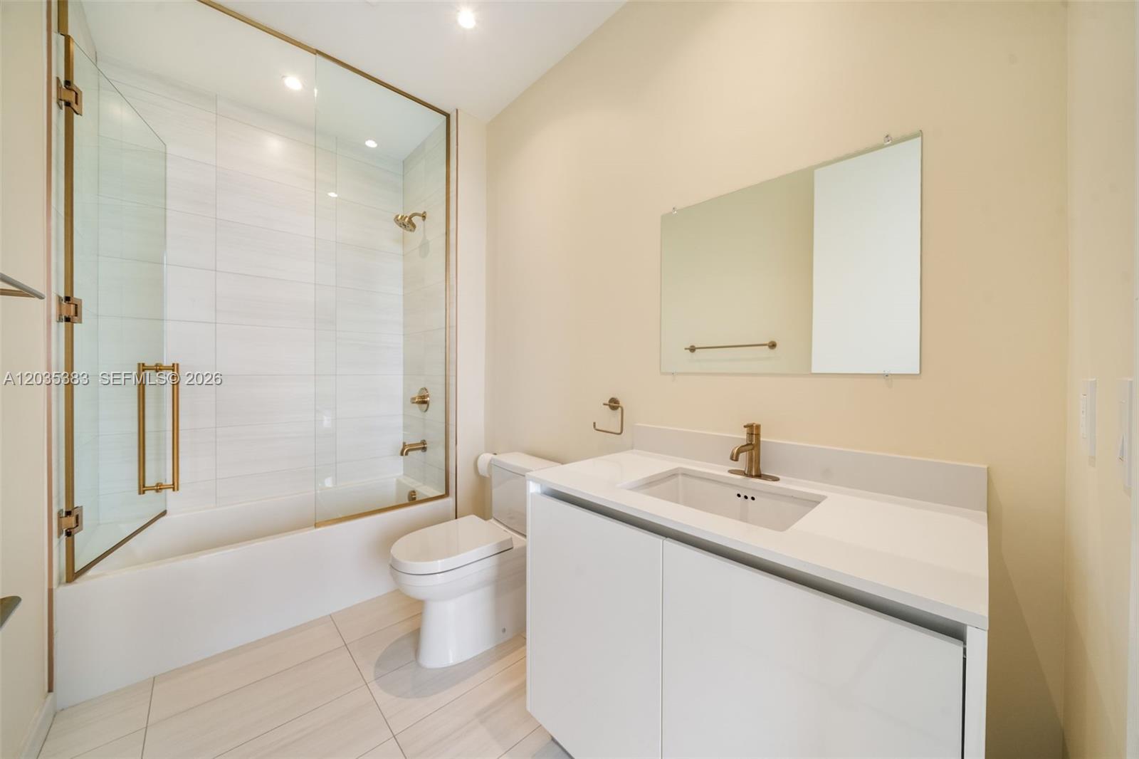 2655 S Bayshore #1906 Coconut Grove, FL 33133