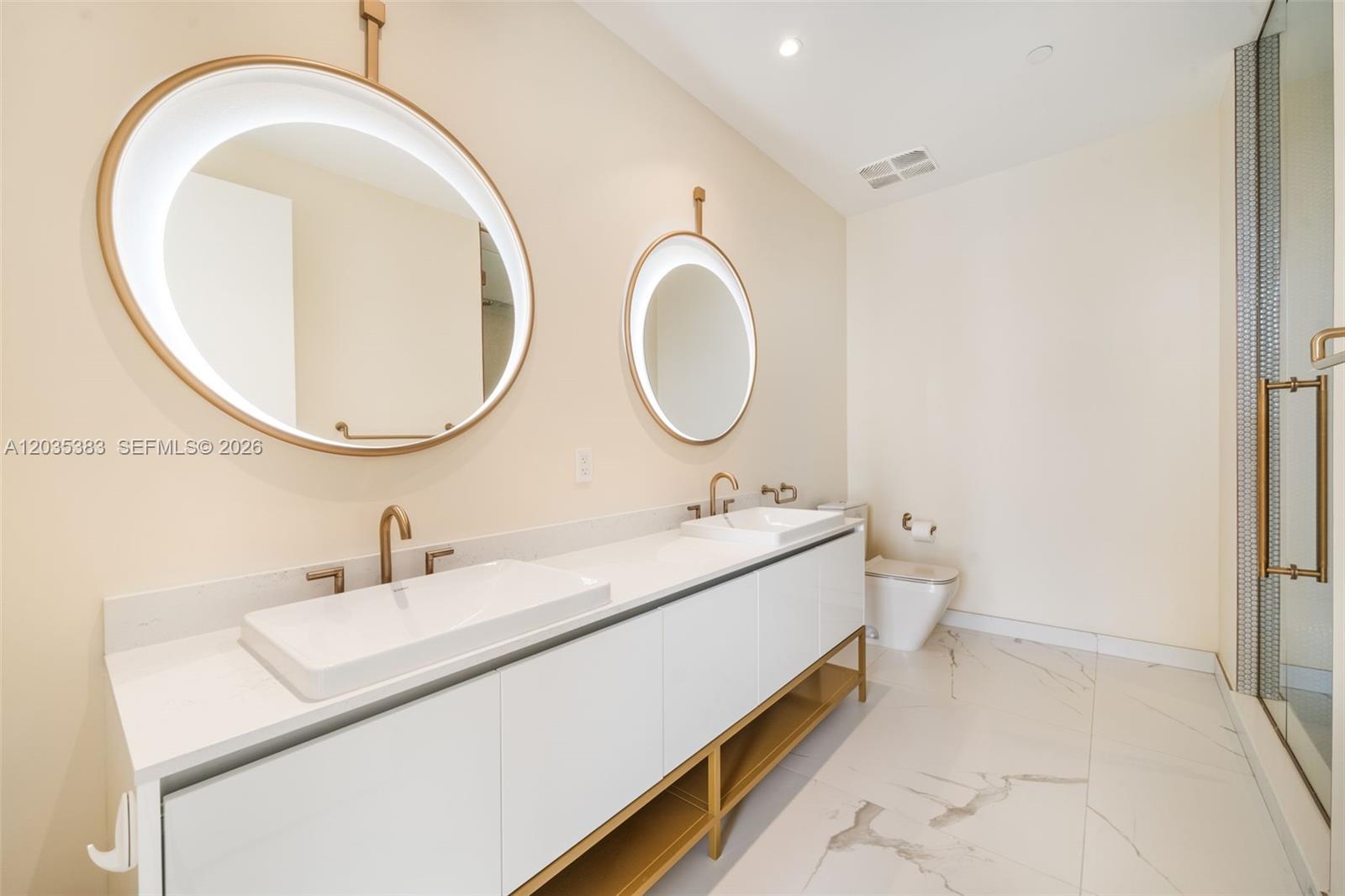 2655 S Bayshore #1906 Coconut Grove, FL 33133