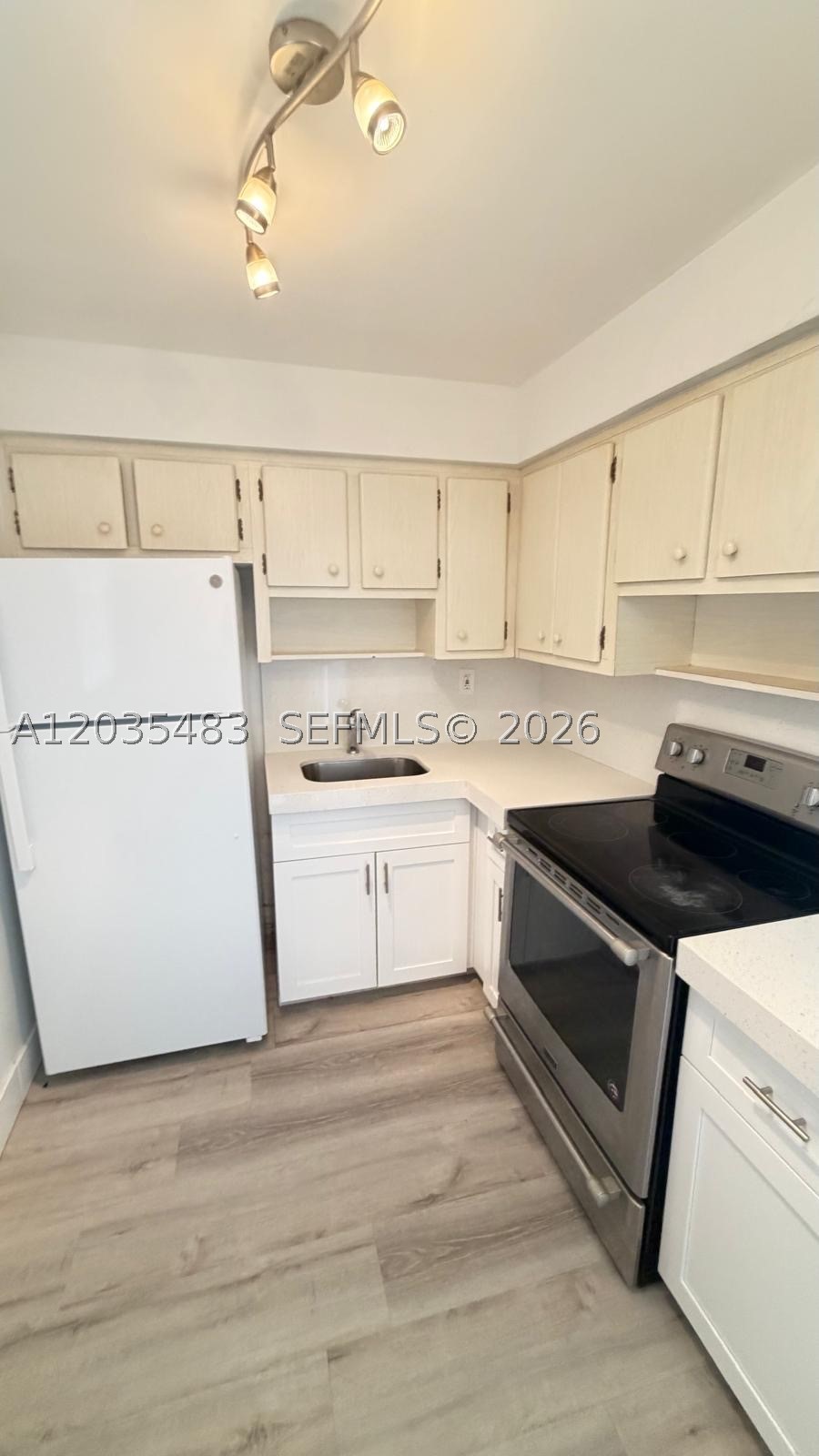 20200 NE 27th Ct #9