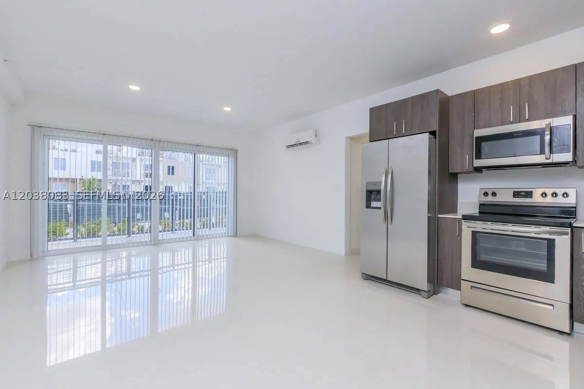 25850 SW 140th Ct #4-301