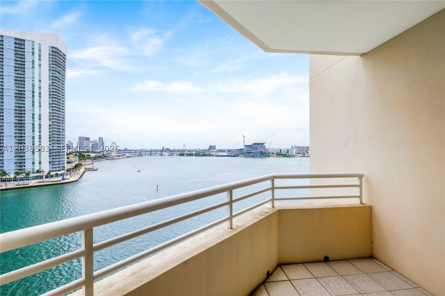 888 Brickell Key Dr #1010 Miami, FL 33131