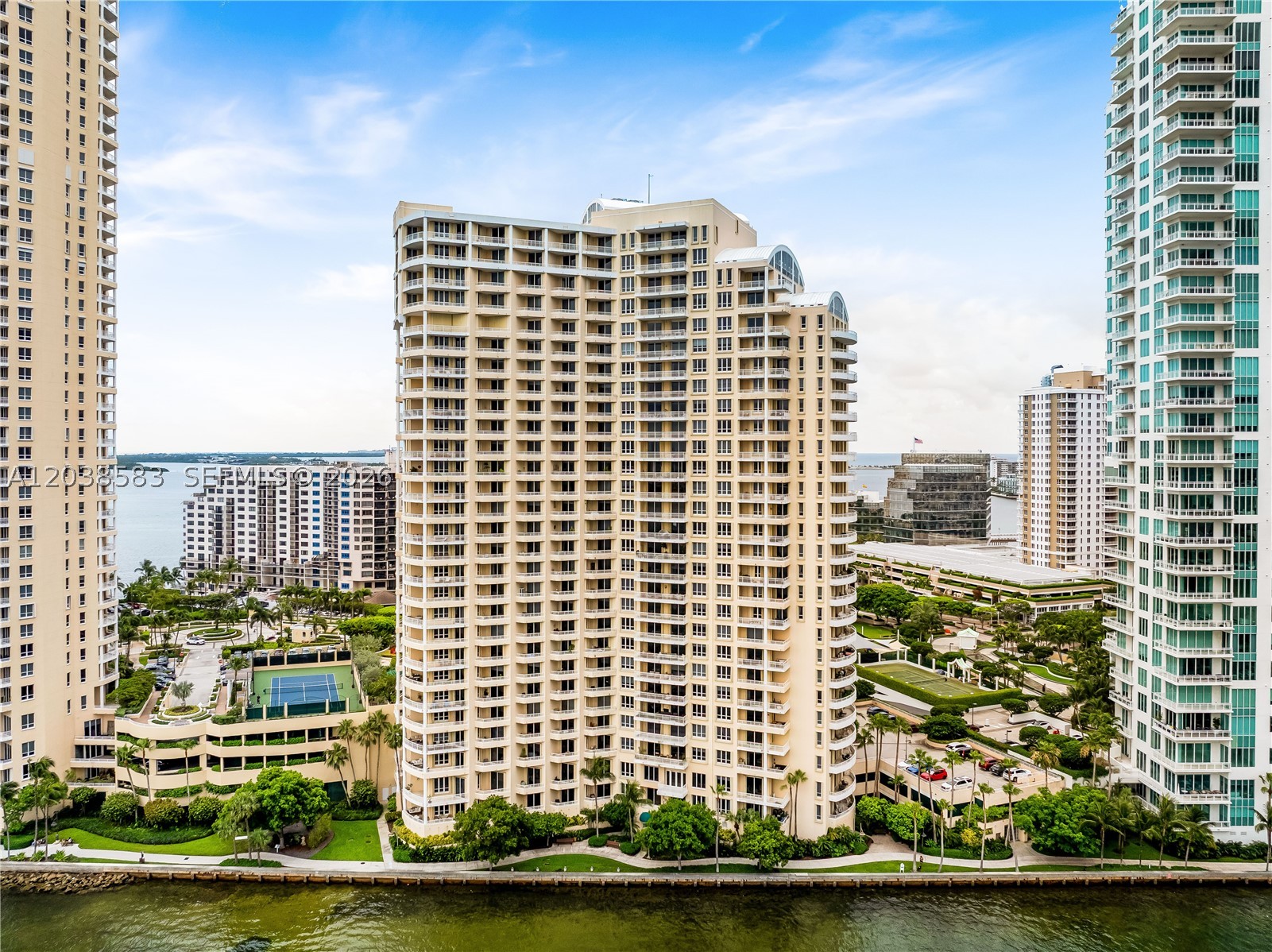 888 Brickell Key Dr #1010 Miami, FL 33131