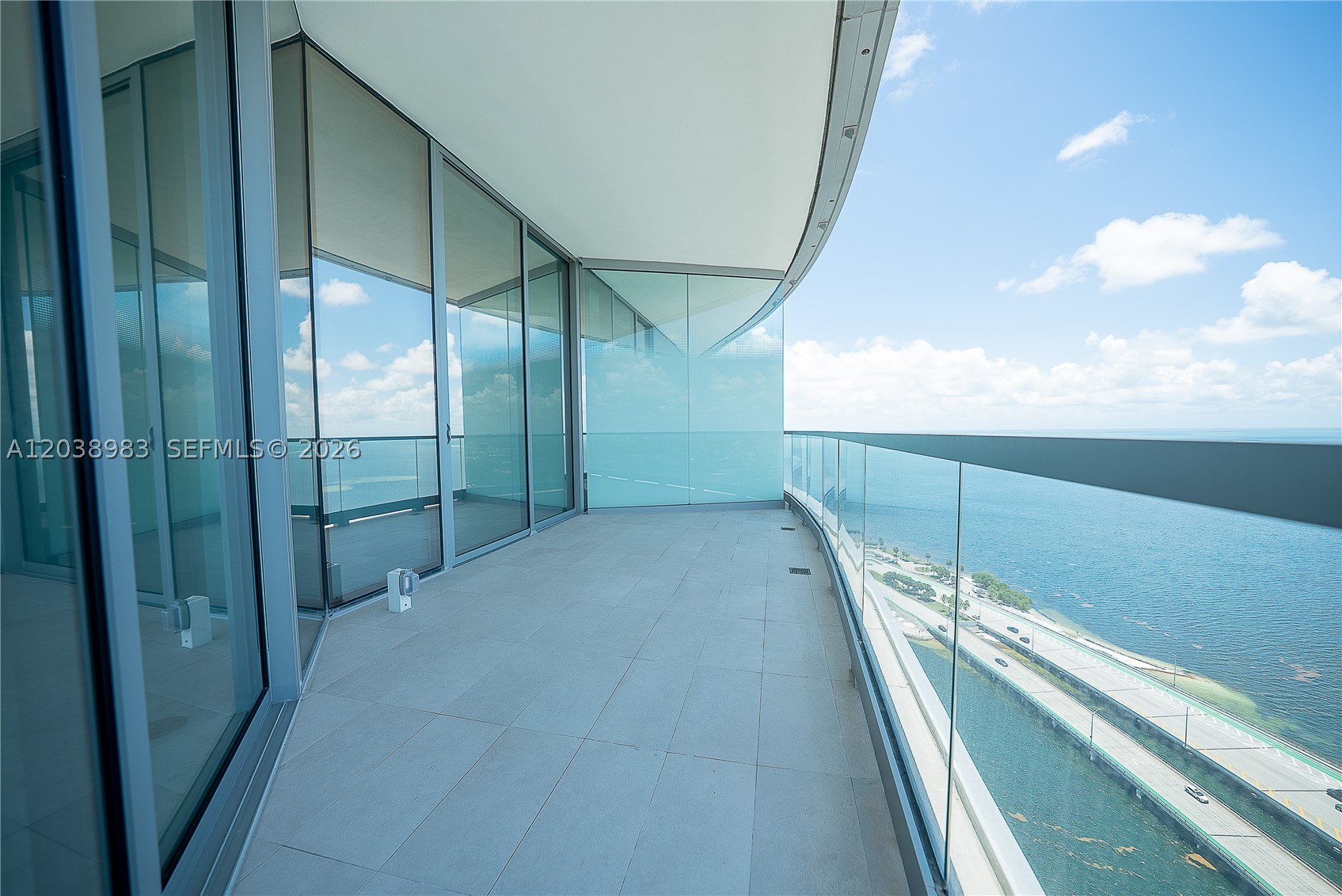 175 SE 25th Rd #2703 Miami, FL 33129