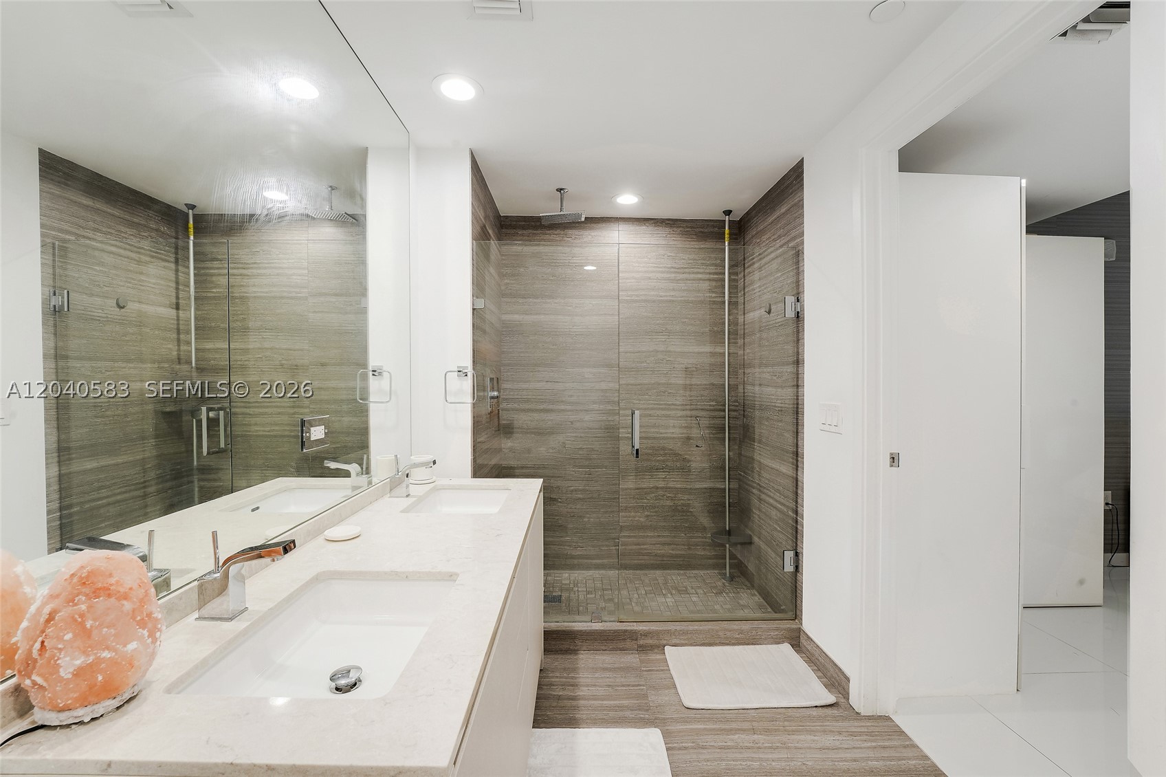 image 1010 Brickell10