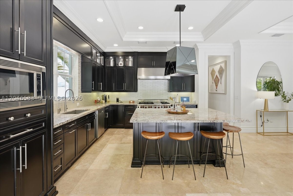 4734 Sunset Dr Miami, FL 33143