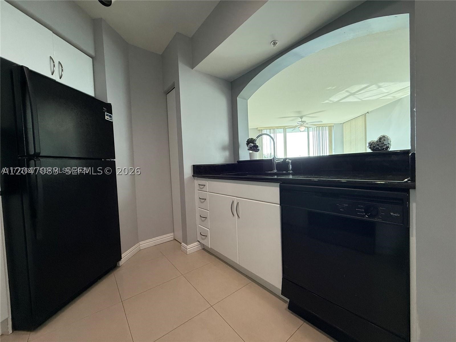 image The Waverly at Surfside19