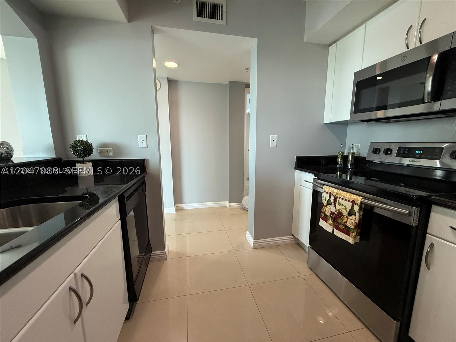 image The Waverly at Surfside20