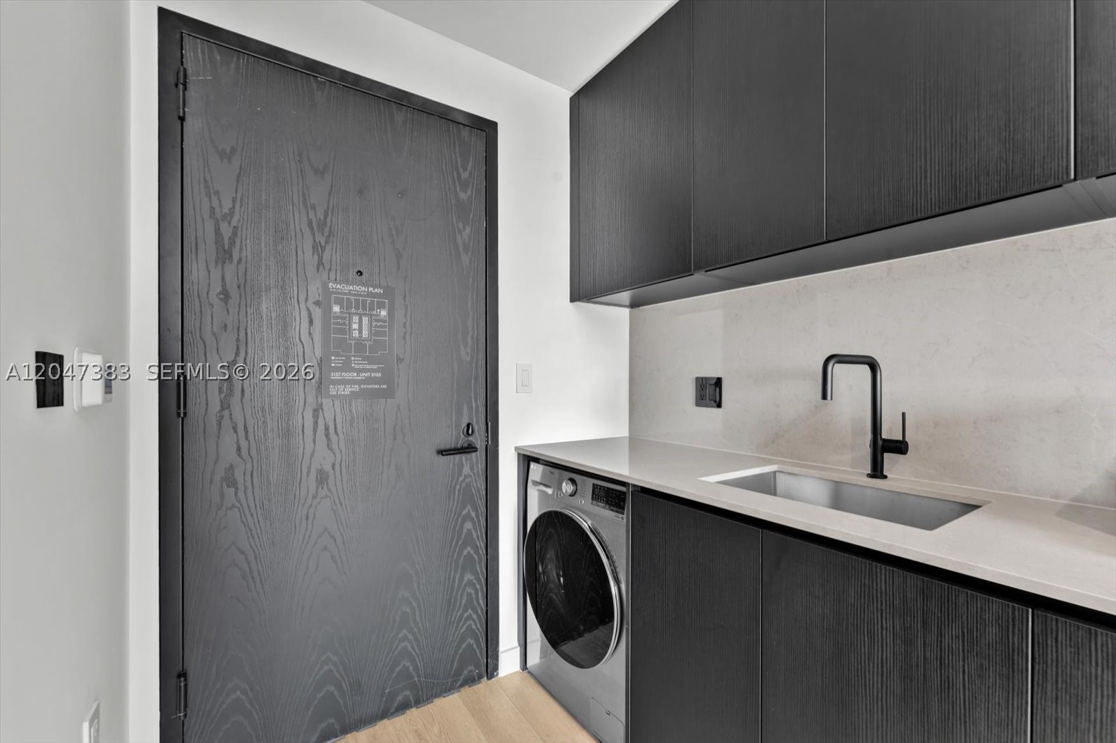 image E11EVEN Hotel & Residences27